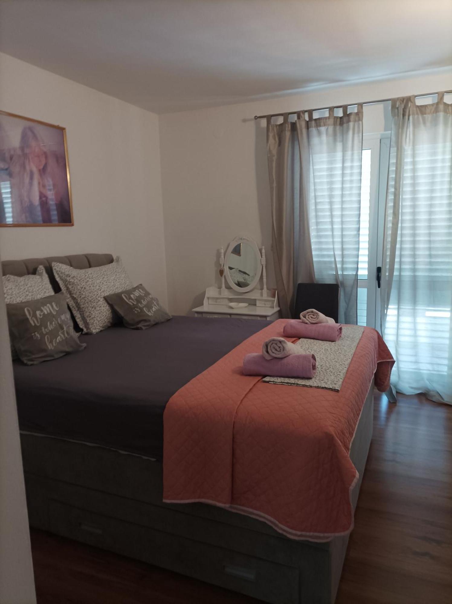 Apartman Grgic Makarska Ngoại thất bức ảnh